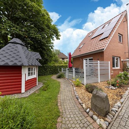 Modern Holiday Home With Sauna By The Sea In Wiek Wiek auf Rügen Eksteriør billede